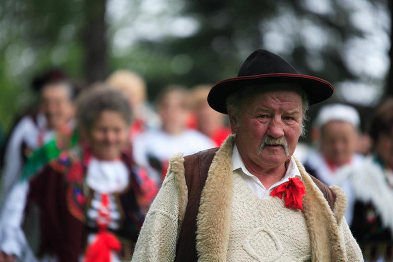 Redyk. Korbielów. Dojenie owiec. Beskidy. Góry. IV