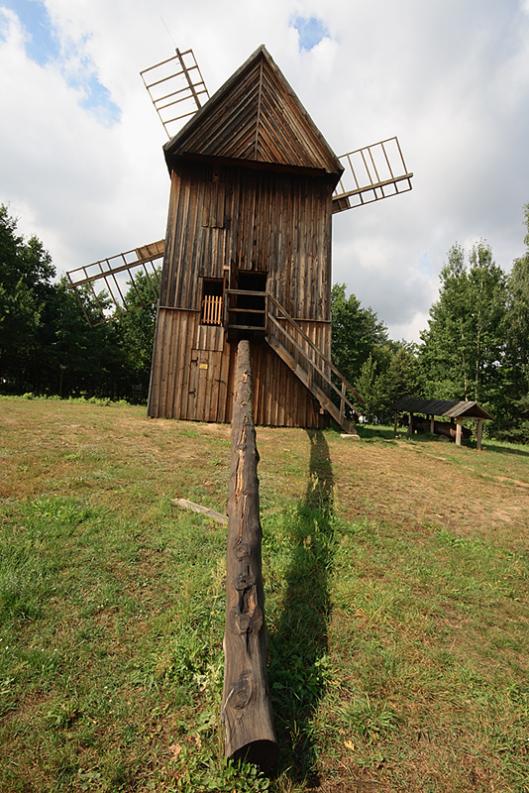 Skansen w Radomiu. Wiatrak