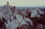 Na skalnym grzebieniu- łowcy obrazów